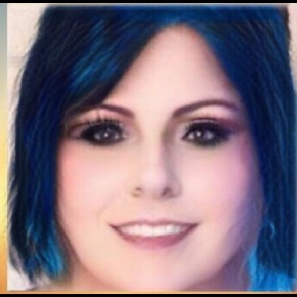 Meet your Posher, Jennie - Picture 2 of 2